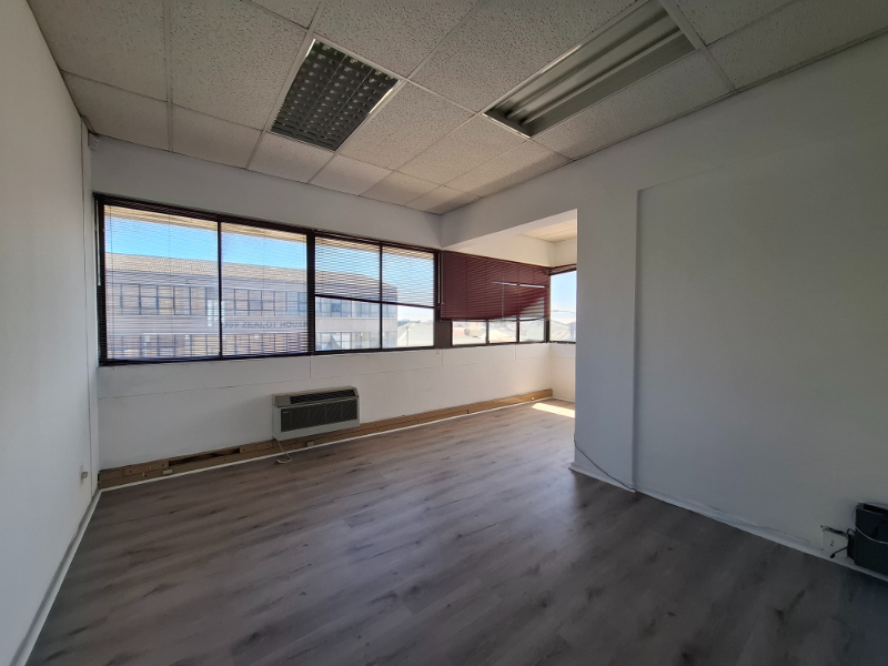 To Let commercial Property for Rent in Maitland Western Cape